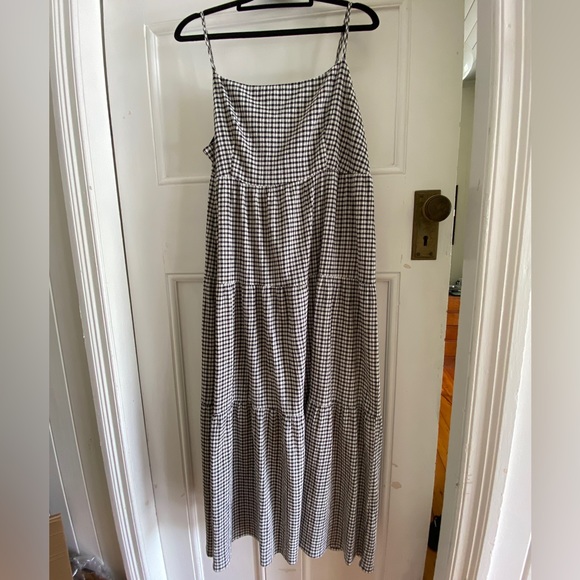 Glassons maxi dress - Picture 4 of 8
